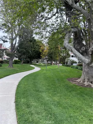 Photo #5: OC25068421 Listing 