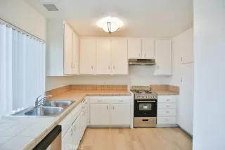 Photo #6: OC25068770 Listing 