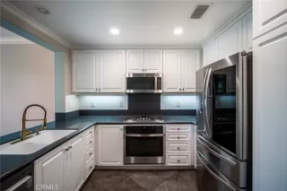 Photo #5: OC25068803 Listing 