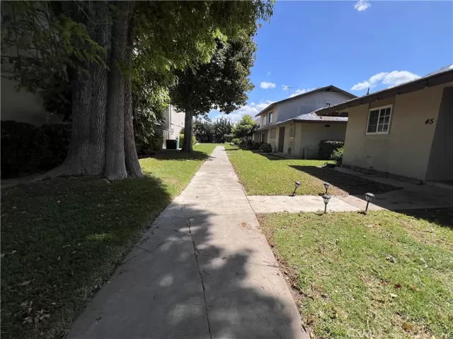 MLS: OC25070929 Condo For Sale