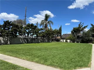 Photo #2: OC25070929 Listing 