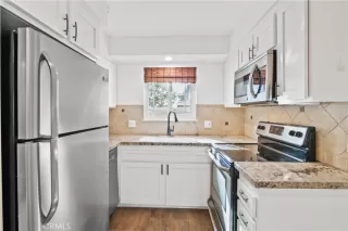 Photo #5: OC25070970 Listing 