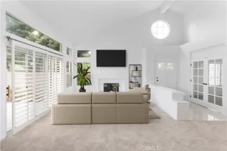 Photo #4: OC25071032 Listing