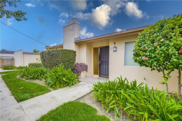 MLS: OC25071049 Condo For Sale