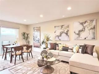 Photo #2: OC25071380 Listing