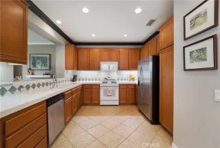 Photo #6: OC25071515 Listing 