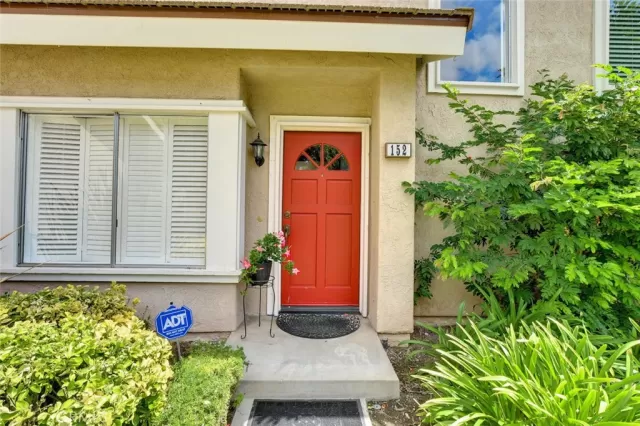 MLS: OC25072317 Condo For Sale