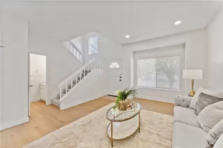 Photo #4: OC25072327 Listing 