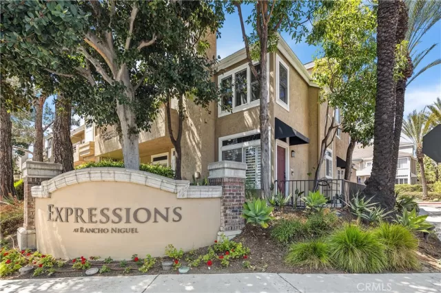 MLS: OC25072816 Condo For Sale