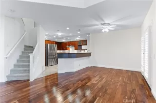 Photo #3: OC25072970 Listing