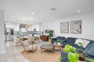 Photo #4: OC25073303 Listing 