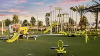 Photo #4: OC25073914 Listing 