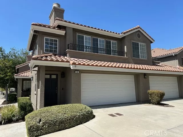 MLS: OC25074285 Condo For Sale