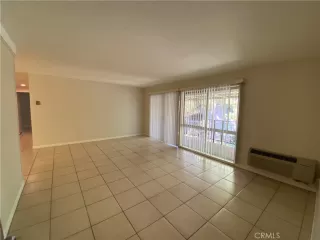 Photo #4: OC25074371 Listing