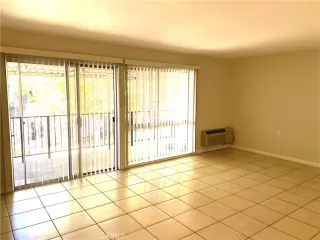 Photo #6: OC25074371 Listing