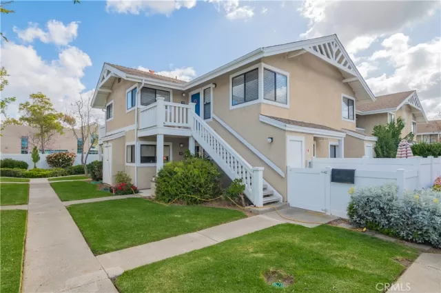 MLS: OC25074683 Condo For Sale