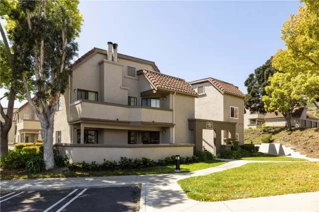 MLS: OC25074798 Condo For Sale