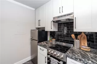 Photo #3: OC25074870 Listing