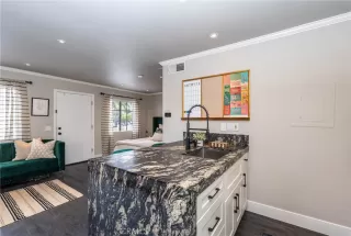 Photo #4: OC25074870 Listing