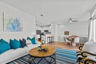 Photo #6: OC25075613 Listing 