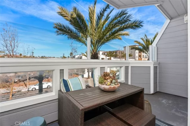 MLS: OC25075674 Condo For Sale