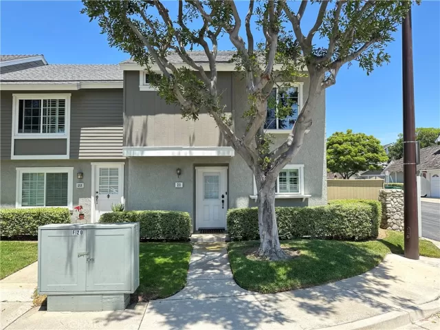 MLS: OC25075838 Condo For Sale