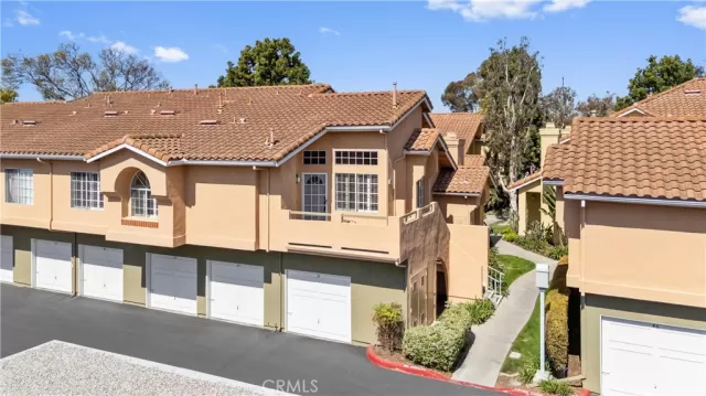 MLS: OC25075981 Condo For Sale