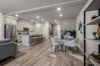 Photo #1: OC25075996 Listing 