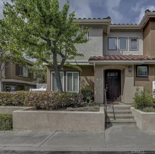 Photo #1: OC25076109 Listing