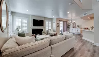 Photo #4: OC25076109 Listing