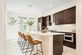 Photo #1: OC25076186 Listing 