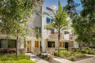 Photo #5: OC25076186 Listing 