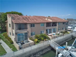 Photo #2: OC25076191 Listing 