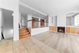 Photo #2: OC25076758 Listing