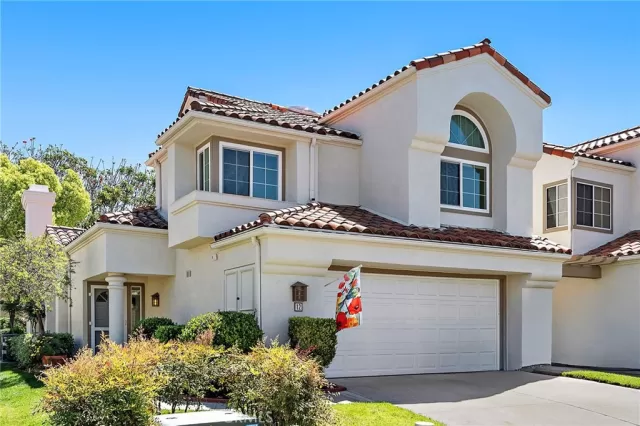 MLS: OC25076796 Condo For Sale