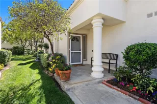 Photo #2: OC25076796 Listing