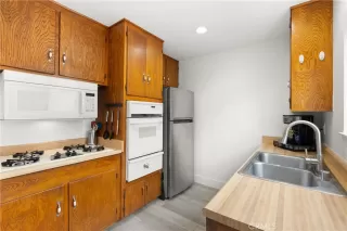 Photo #6: OC25076987 Listing 