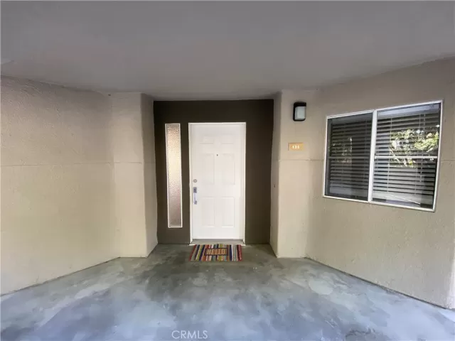 MLS: OC25077366 Condo For Sale