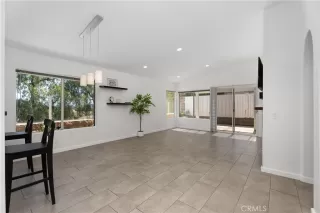 Photo #3: OC25077929 Listing 