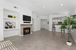 Photo #6: OC25077929 Listing 