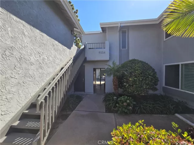 MLS: OC25077967 Condo For Sale
