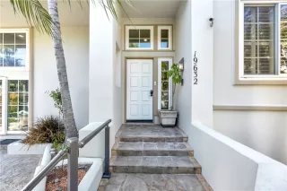 Photo #5: OC25078108 Listing