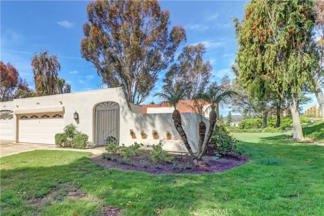 MLS: OC25078615 Condo For Sale