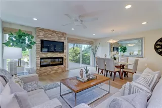 Photo #4: OC25078615 Listing