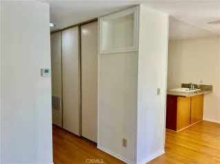 Photo #4: OC25078672 Listing