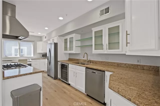 MLS: OC25078809 Condo For Sale