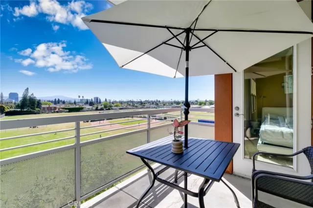 MLS: OC25078987 Condo For Sale