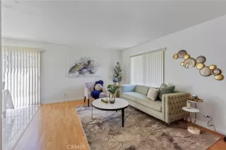 Photo #4: OC25079011 Listing 