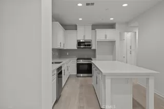 Photo #2: OC25080868 Listing 