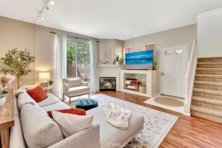 Photo #1: OC25081030 Listing 